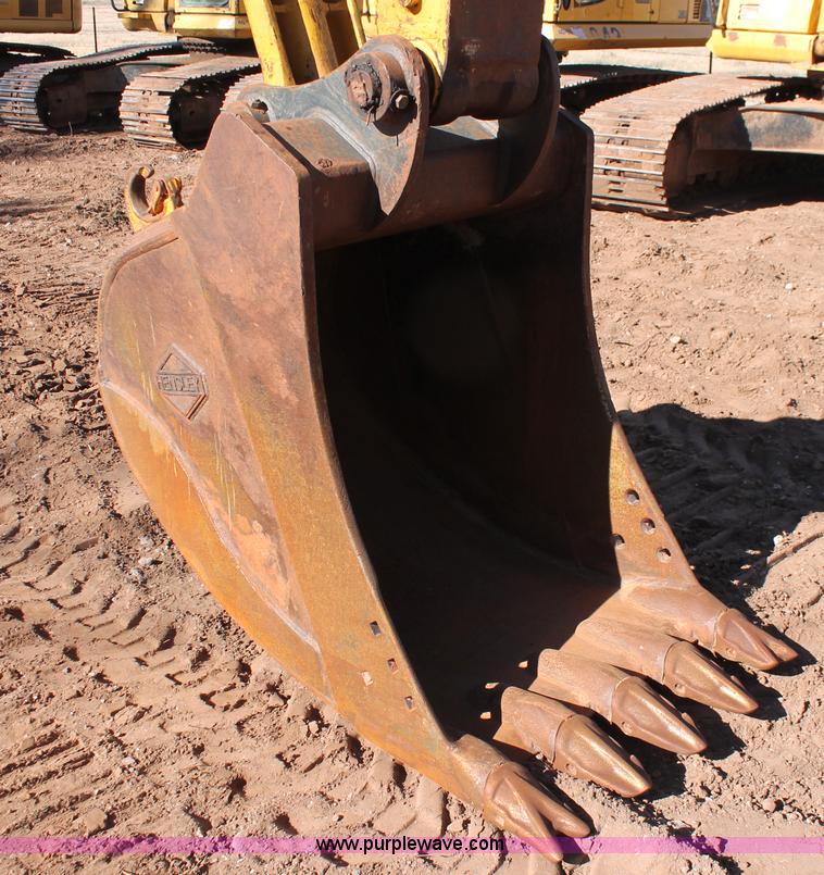 image for item L6790 2008 Komatsu PC200LC-8 excavator