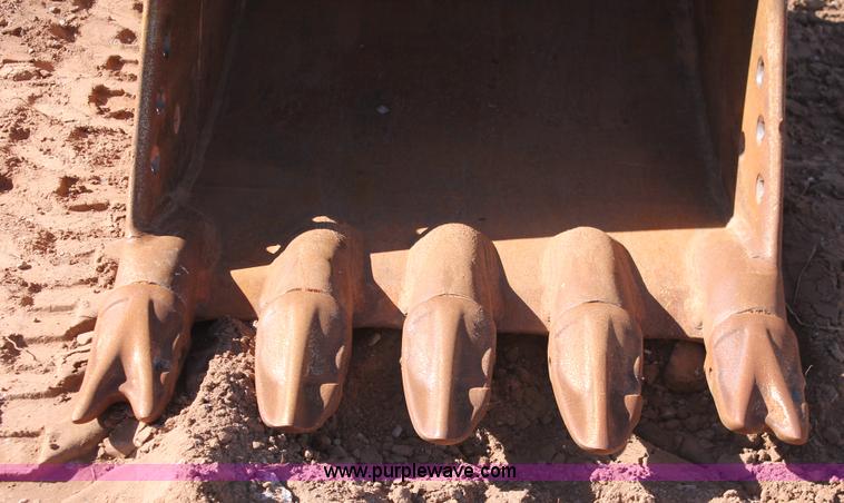 image for item L6790 2008 Komatsu PC200LC-8 excavator