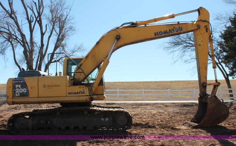 image for item L6791 2006 Komatsu PC200LC-8 excavator