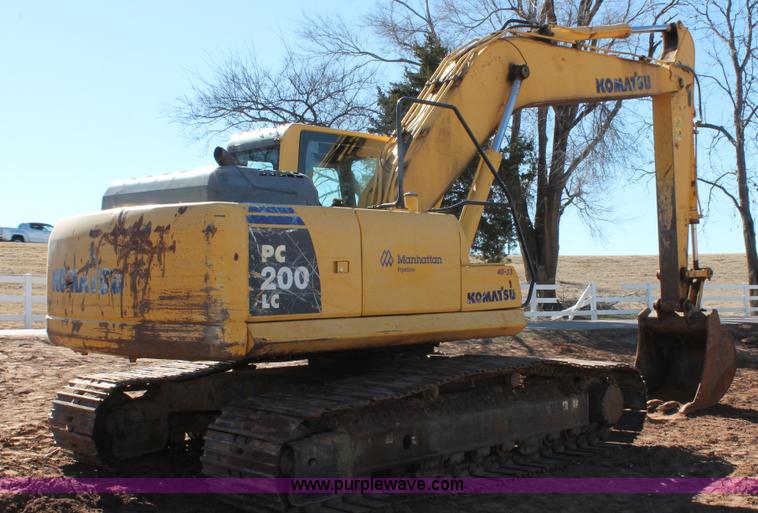 image for item L6791 2006 Komatsu PC200LC-8 excavator