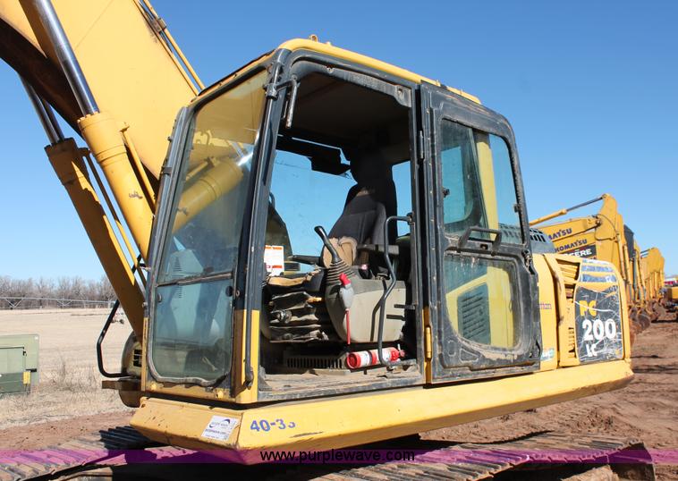 image for item L6791 2006 Komatsu PC200LC-8 excavator