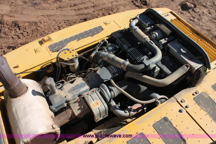 image for item L6791 2006 Komatsu PC200LC-8 excavator