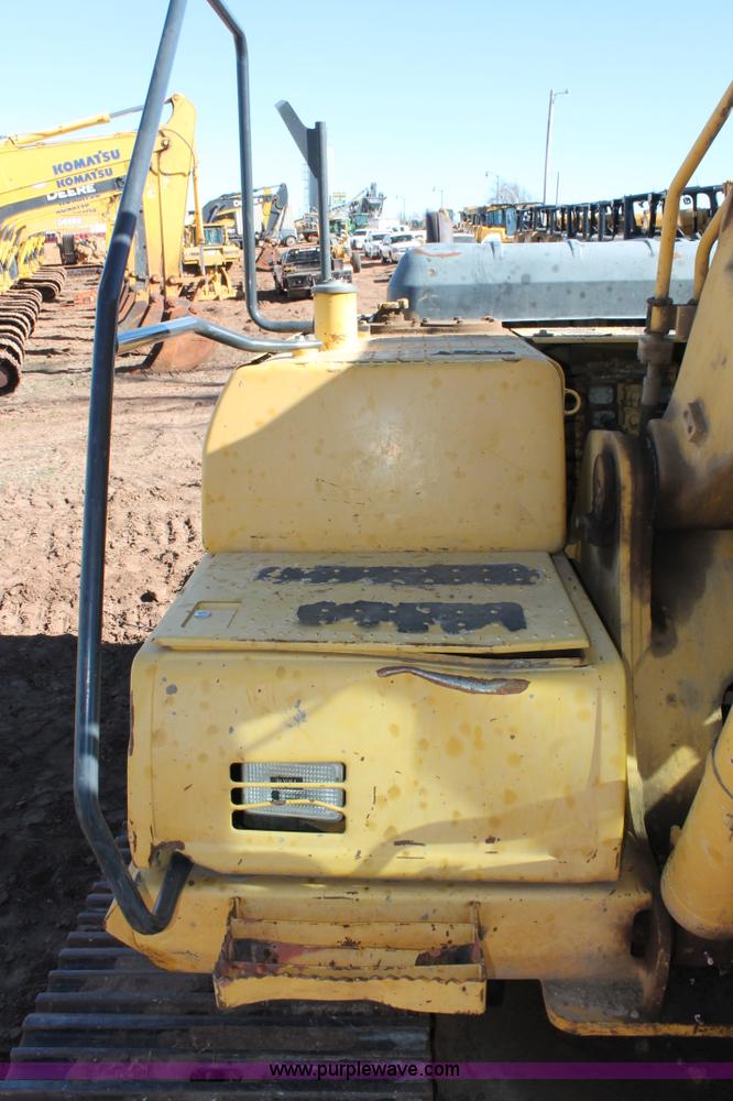 image for item L6791 2006 Komatsu PC200LC-8 excavator