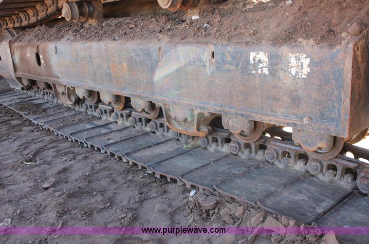 image for item L6791 2006 Komatsu PC200LC-8 excavator