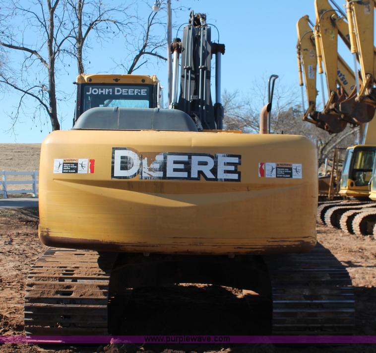 image for item L6792 2008 John Deere 200D LC excavator