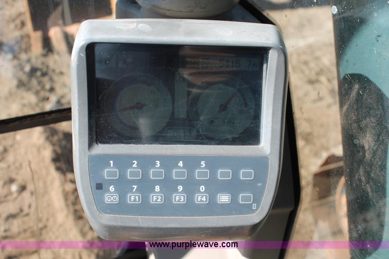 image for item L6792 2008 John Deere 200D LC excavator