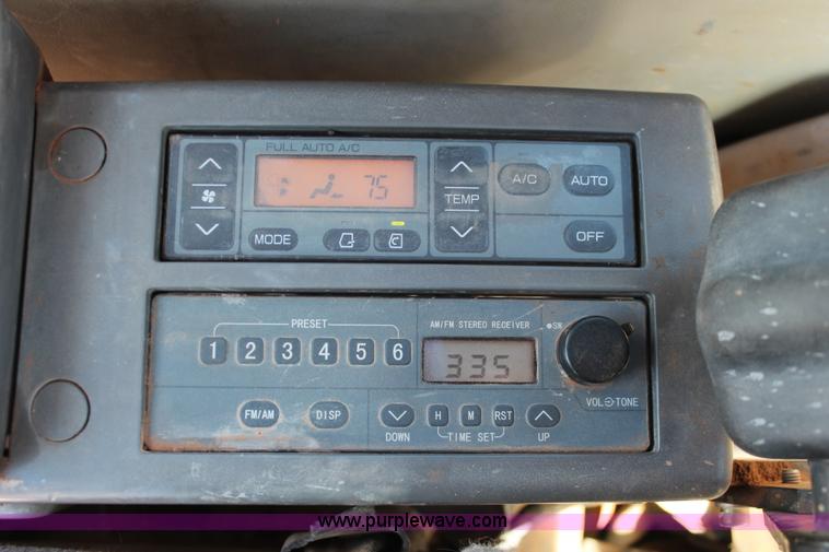 image for item L6792 2008 John Deere 200D LC excavator