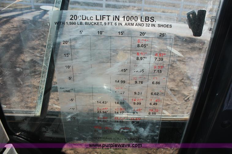 image for item L6792 2008 John Deere 200D LC excavator