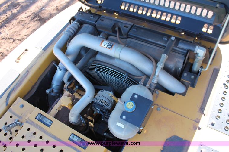 image for item L6792 2008 John Deere 200D LC excavator