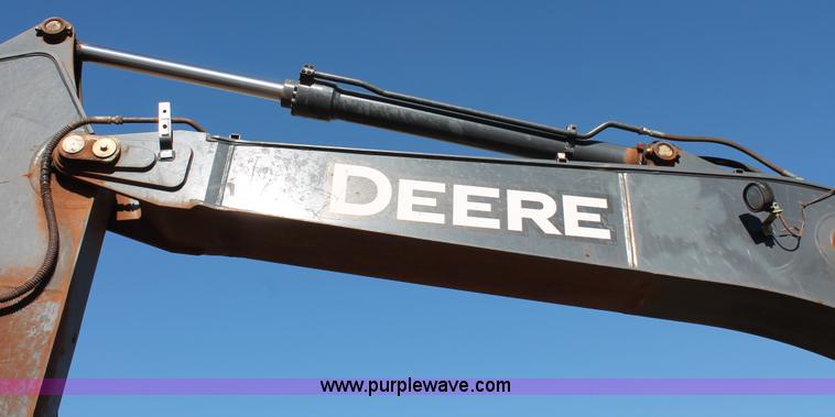 image for item L6792 2008 John Deere 200D LC excavator