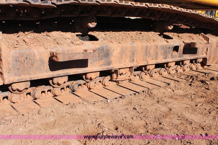 image for item L6792 2008 John Deere 200D LC excavator