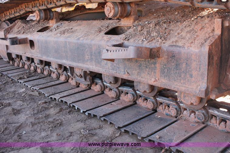 image for item L6792 2008 John Deere 200D LC excavator