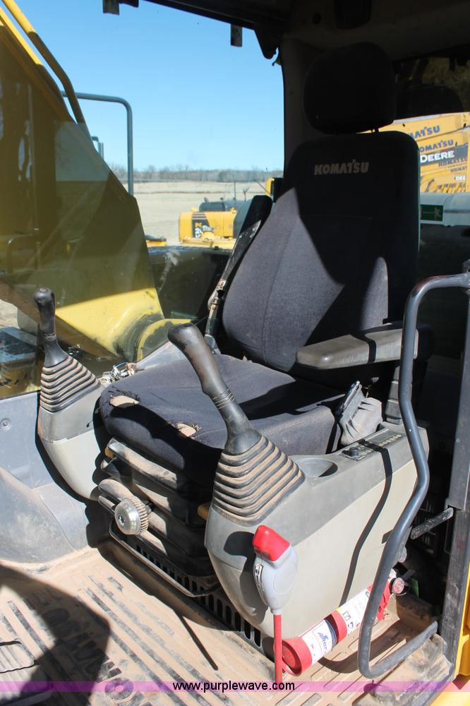 image for item L6793 2008 Komatsu PC200LC-8 excavator