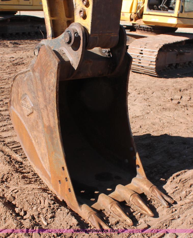 image for item L6793 2008 Komatsu PC200LC-8 excavator