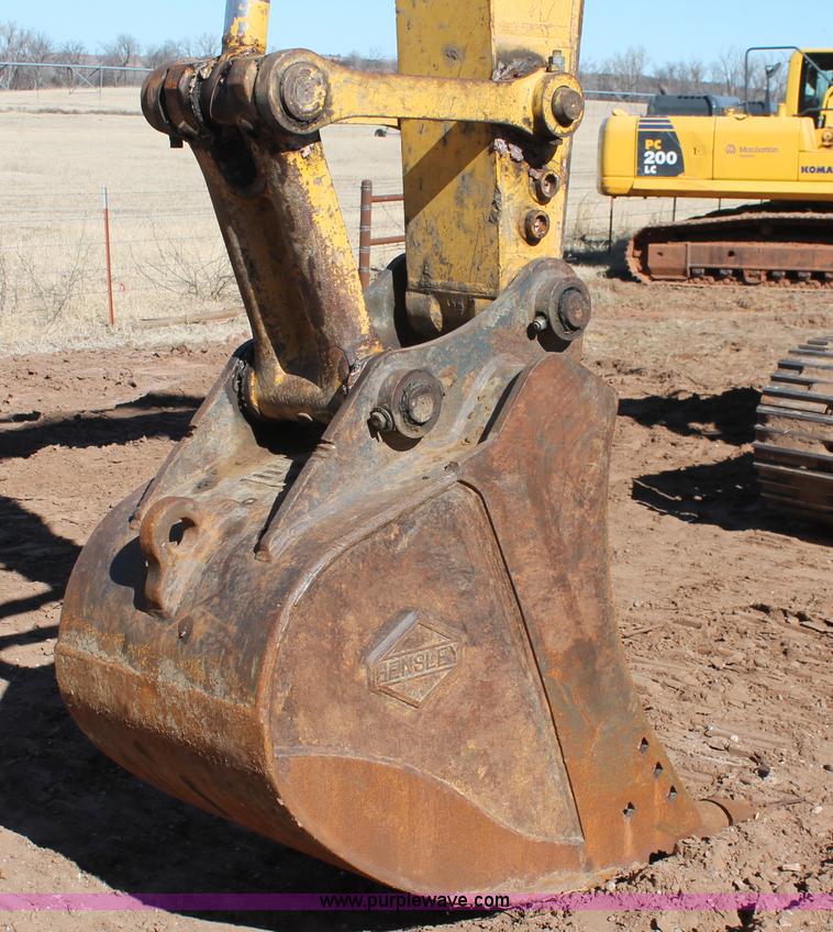 image for item L6793 2008 Komatsu PC200LC-8 excavator