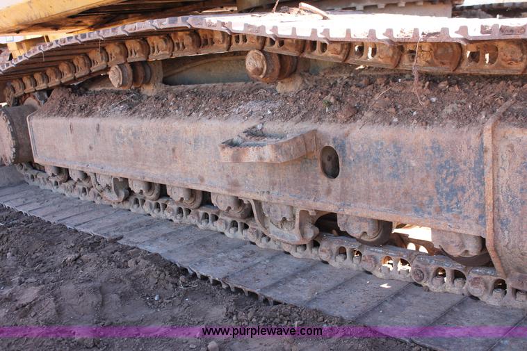 image for item L6793 2008 Komatsu PC200LC-8 excavator
