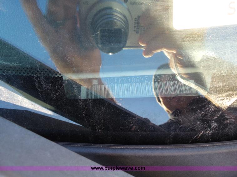 image for item L6796 2009 Chevrolet Silverado 1500 LT Ext. Cab pickup truck