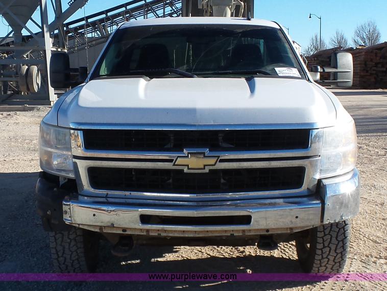 image for item L6797 2009 Chevrolet Silverado 2500HD LT pickup truck