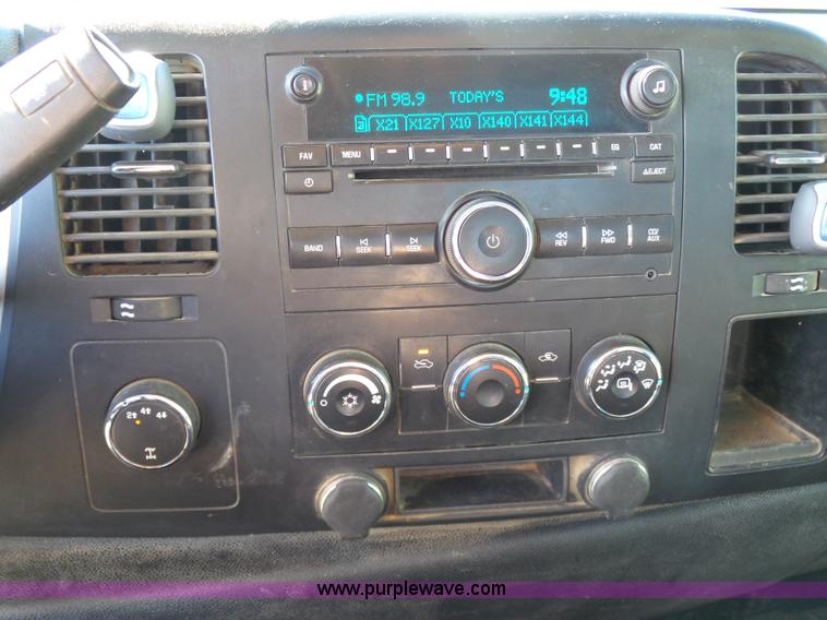 image for item L6797 2009 Chevrolet Silverado 2500HD LT pickup truck