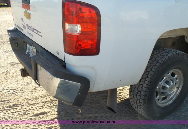 image for item L6797 2009 Chevrolet Silverado 2500HD LT pickup truck