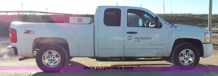 image for item L6798 2010 Chevrolet Silverado 1500 LT Z71 Ext. Cab pickup truck