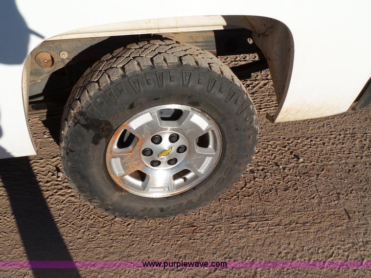 image for item L6798 2010 Chevrolet Silverado 1500 LT Z71 Ext. Cab pickup truck