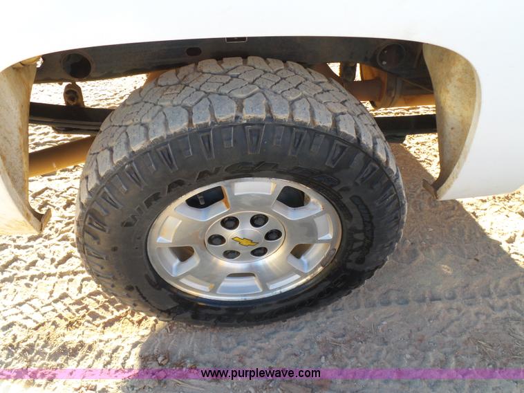 image for item L6798 2010 Chevrolet Silverado 1500 LT Z71 Ext. Cab pickup truck