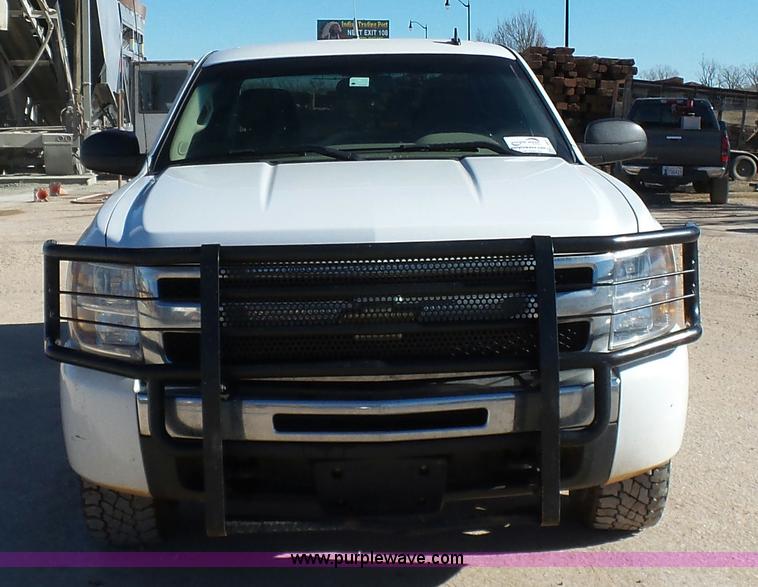 image for item L6801 2011 Chevrolet Silverado 1500 LS Ext. Cab pickup truck