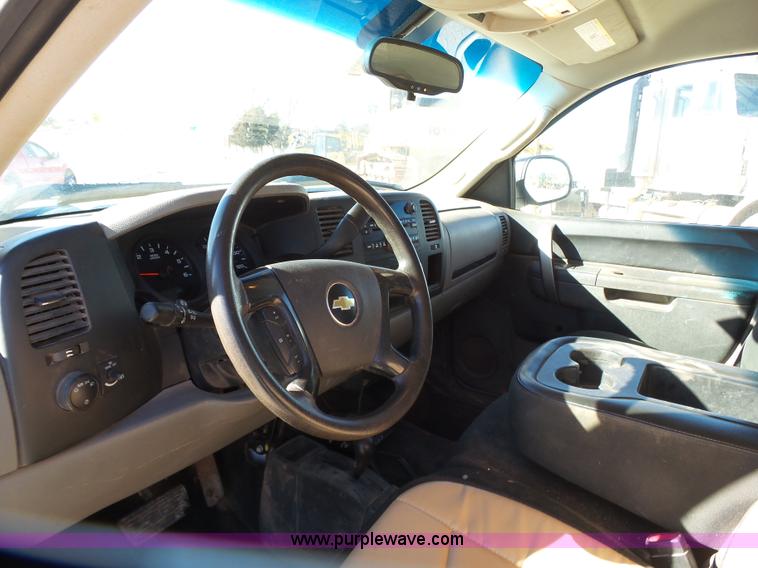 image for item L6801 2011 Chevrolet Silverado 1500 LS Ext. Cab pickup truck