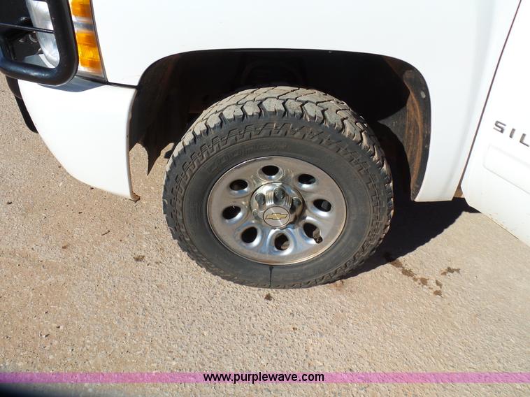 image for item L6801 2011 Chevrolet Silverado 1500 LS Ext. Cab pickup truck