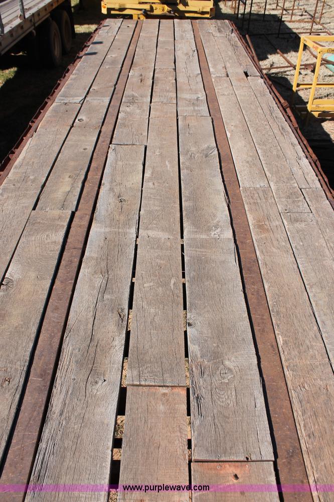 image for item L6802 1984 Dorsey flatbed trailer