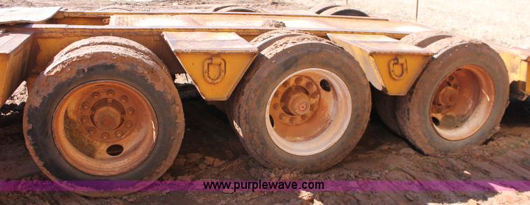 image for item L6803 1997 Atoka 24-DE50-3 drop deck trailer