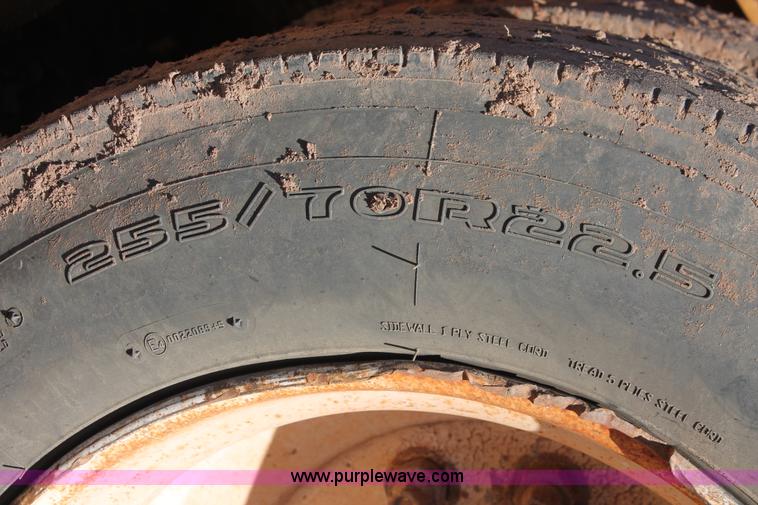 image for item L6803 1997 Atoka 24-DE50-3 drop deck trailer