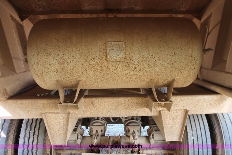 image for item L6805 1993 CPS bottom dump trailer