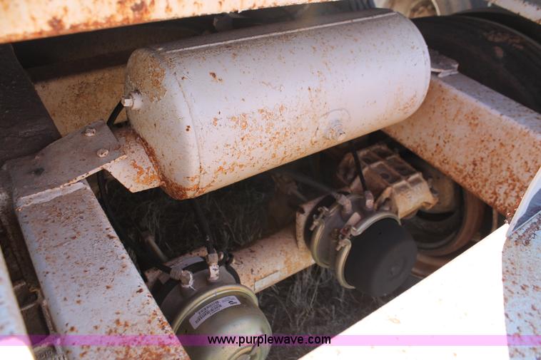 image for item L6805 1993 CPS bottom dump trailer