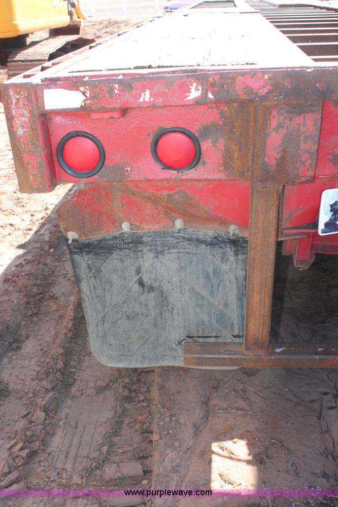 image for item L6806 1980 Great Dane flatbed trailer