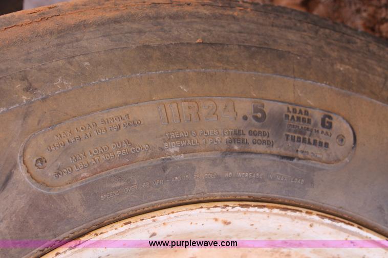 image for item L6806 1980 Great Dane flatbed trailer