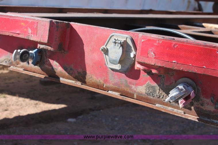 image for item L6806 1980 Great Dane flatbed trailer