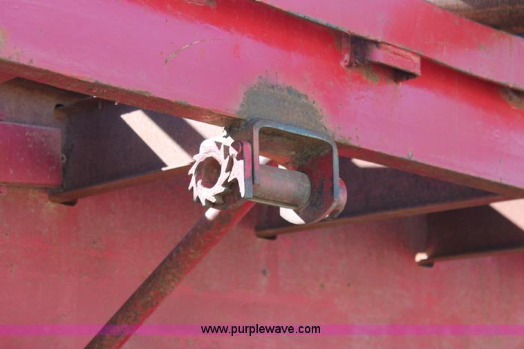 image for item L6806 1980 Great Dane flatbed trailer