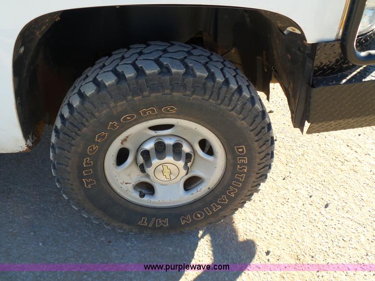 image for item L6809 2010 Chevrolet Silverado 2500HD LT Z71 Ext. Cab pickup truck