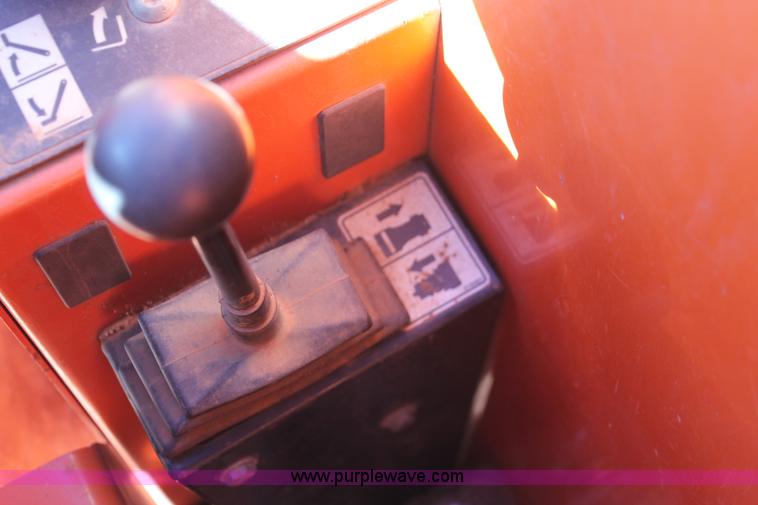 image for item L6810 2004 SkyTrak 6042 Legacy telehandler