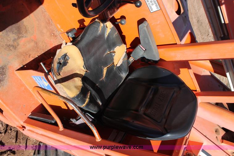 image for item L6810 2004 SkyTrak 6042 Legacy telehandler