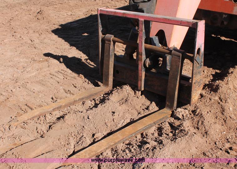 image for item L6810 2004 SkyTrak 6042 Legacy telehandler