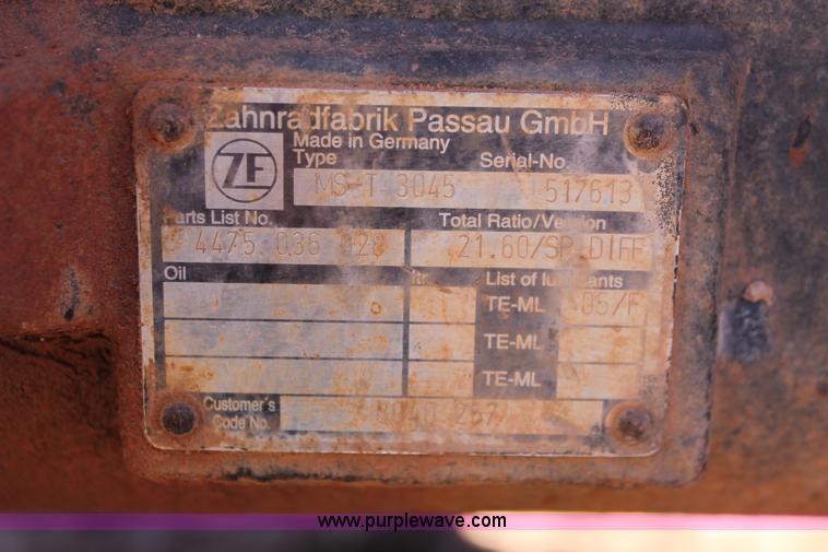 image for item L6810 2004 SkyTrak 6042 Legacy telehandler