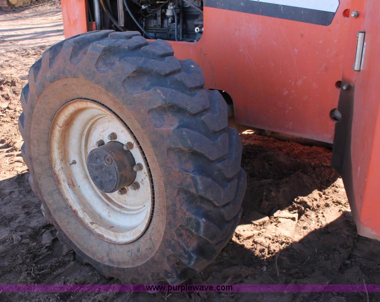 image for item L6810 2004 SkyTrak 6042 Legacy telehandler