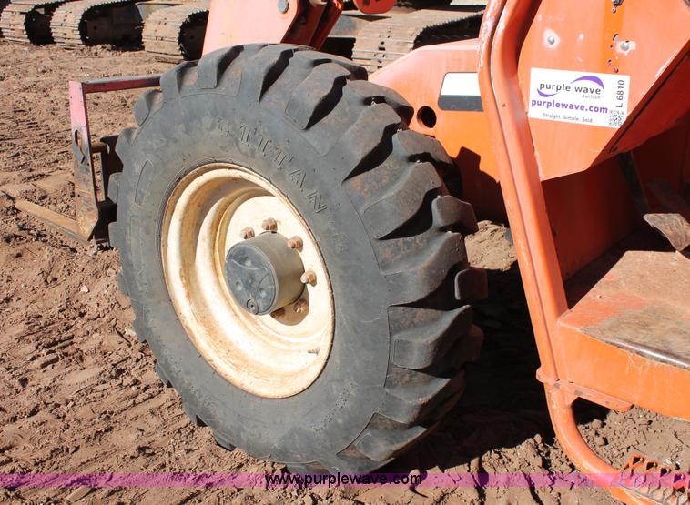 image for item L6810 2004 SkyTrak 6042 Legacy telehandler