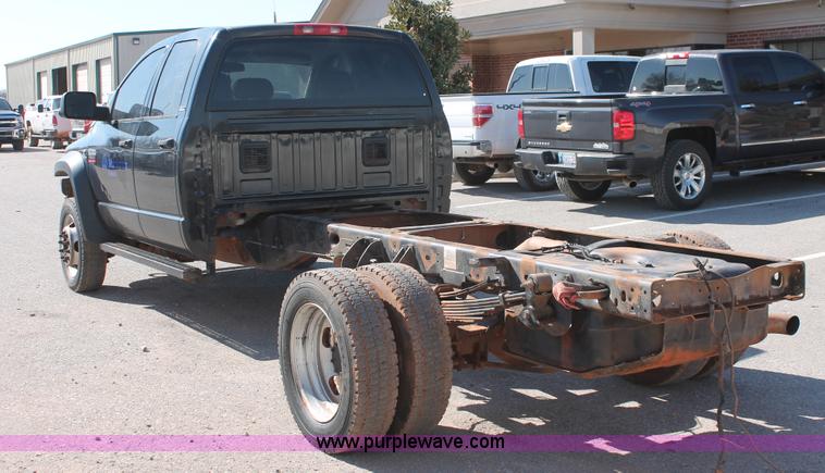 image for item L6811 2008 Dodge Ram 5500 HD Quad Cab truck cab and chassis