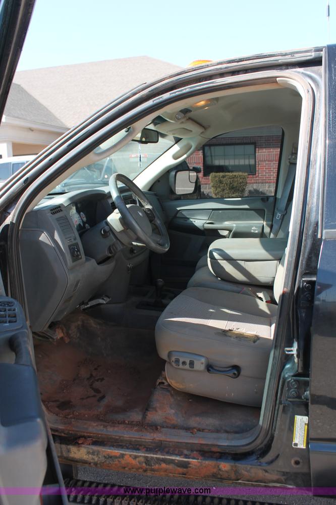 image for item L6811 2008 Dodge Ram 5500 HD Quad Cab truck cab and chassis