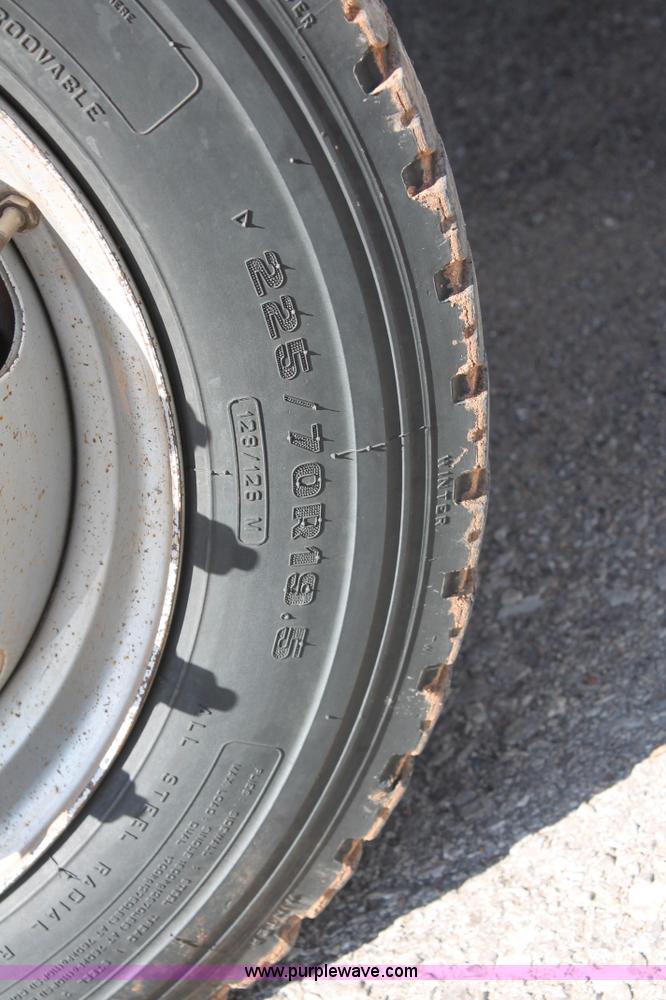 image for item L6811 2008 Dodge Ram 5500 HD Quad Cab truck cab and chassis