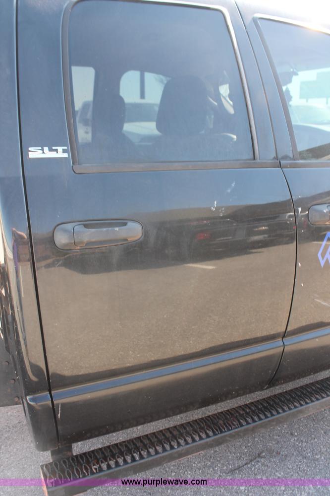 image for item L6811 2008 Dodge Ram 5500 HD Quad Cab truck cab and chassis